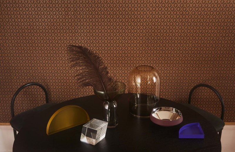 Tota Lantern, Amber Black