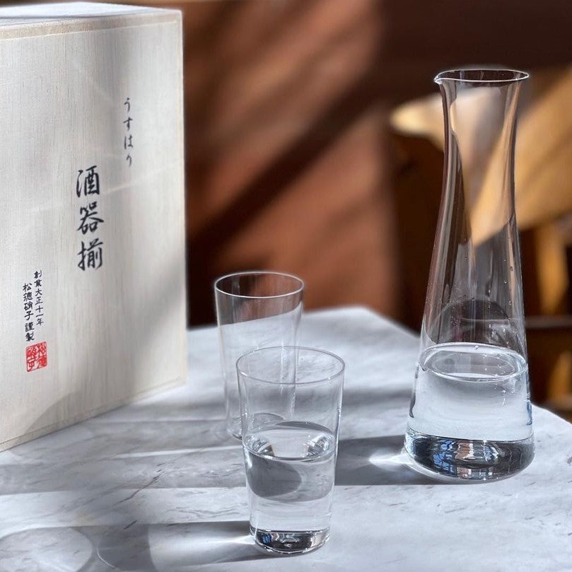Shotoku Usuhari Sake Set